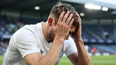 Swansea City striker Ross Stewart will miss four games with a quad injury, dealing a blow to the Championship leaders'...