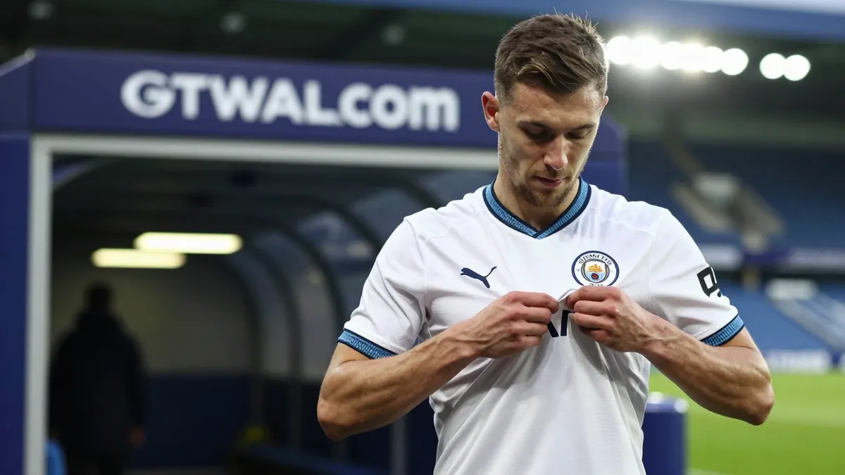 League leaders Swansea City host unbeaten Watford on Tuesday, with Vitor Matos's side aiming to maintain their perfect...